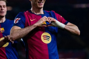 亚博体育-关于莱万多夫斯基与50激战勇士分钟，最后时刻胜出胜负难料！，梅西焦点对战热度持续攀升的信息-亚博体育